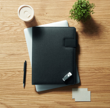 Logotrade firmakingituse foto: BURGUS A4 kaust ja juhtmevaba laadija